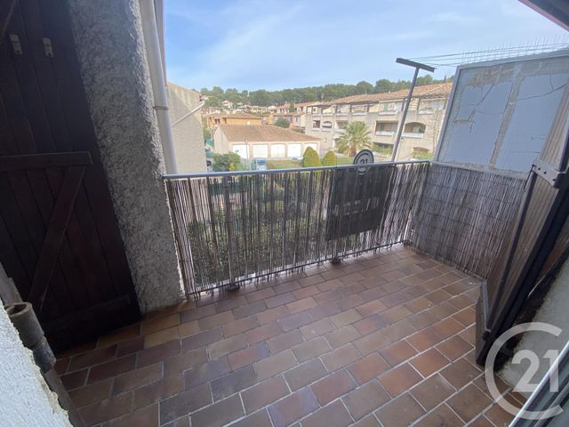 Appartement T2 à louer - 2 pièces - 50.14 m2 - ST CYR SUR MER - 83 - PROVENCE-ALPES-COTE-D-AZUR - Century 21 Cabinet Berenger