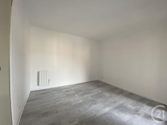 Appartement T2 à louer - 2 pièces - 50.14 m2 - ST CYR SUR MER - 83 - PROVENCE-ALPES-COTE-D-AZUR - Century 21 Cabinet Berenger