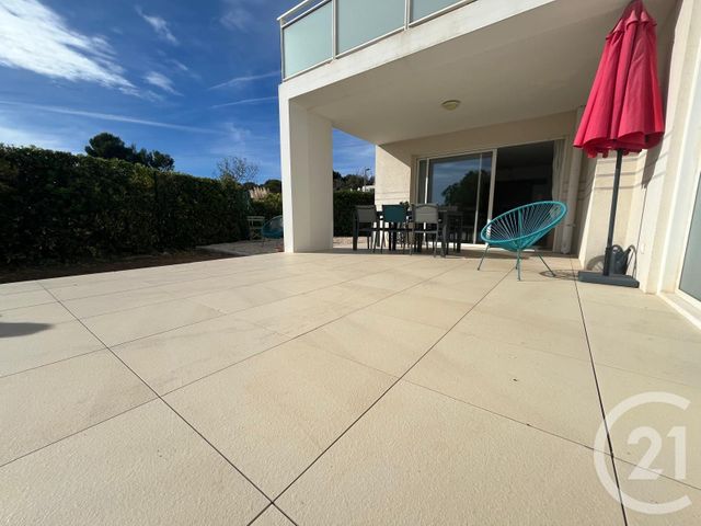 Appartement T1 à louer - 1 pièce - 34.01 m2 - LA CIOTAT - 13 - PROVENCE-ALPES-COTE-D-AZUR - Century 21 Cabinet Berenger