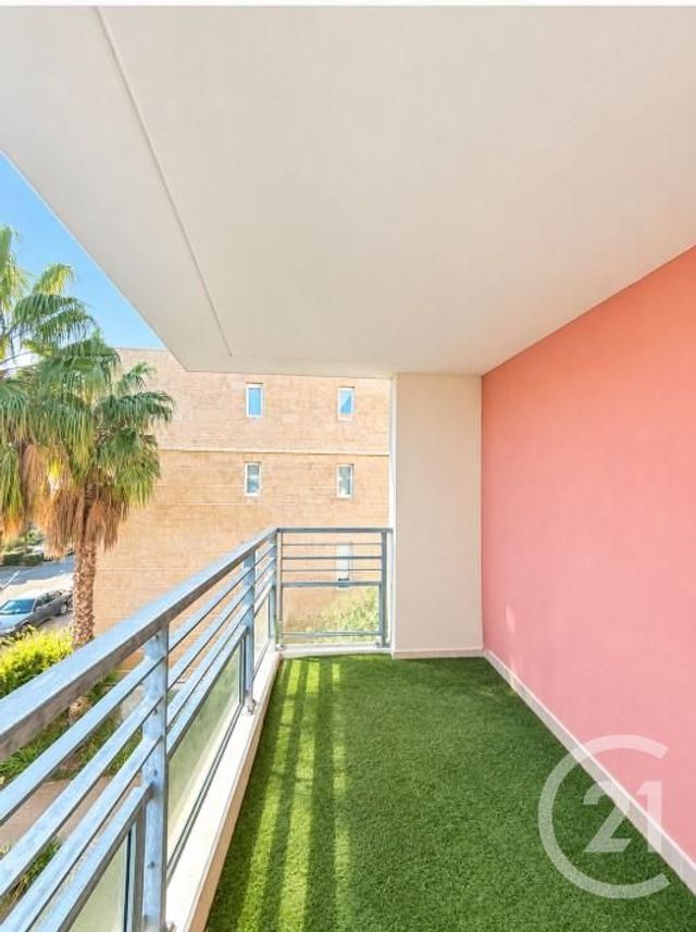 Appartement F2 à louer - 2 pièces - 43.0 m2 - LA CIOTAT - 13 - PROVENCE-ALPES-COTE-D-AZUR - Century 21 Cabinet Berenger